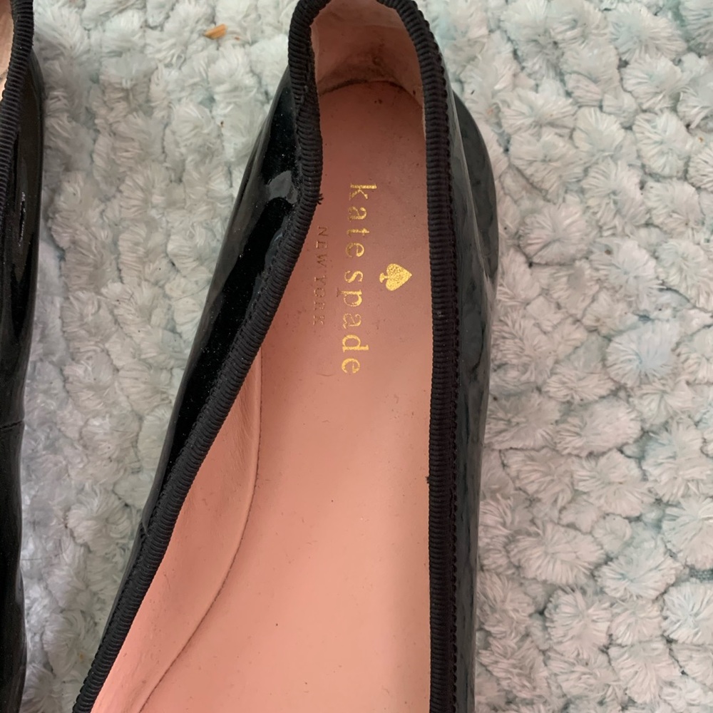 Kate Spade black patent flats - Picture 2 of 3